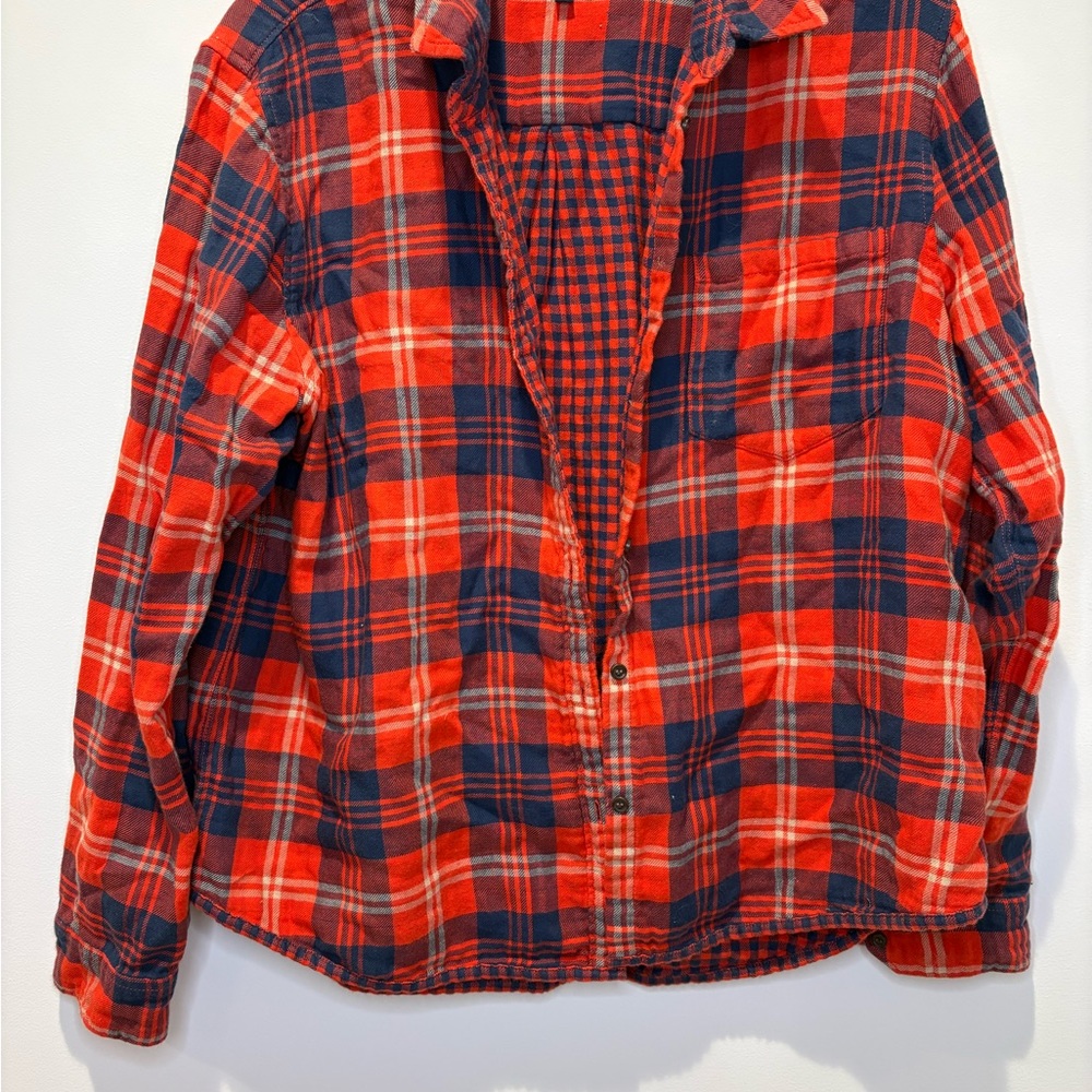 Madewell Women’s Red and Blue Plaid Button Down Shirt